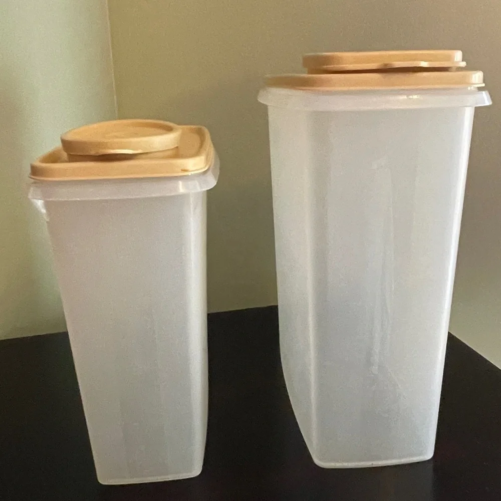 Lot of 2 Tupperware 20 & 13 Cup Cereal Keeper Containers #1588 #469 w/Almond Lid